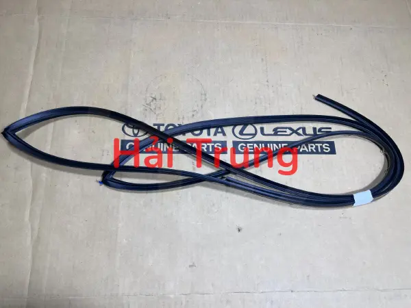 Nẹp kính chắn gió Toyota Corolla Altis chính hãng