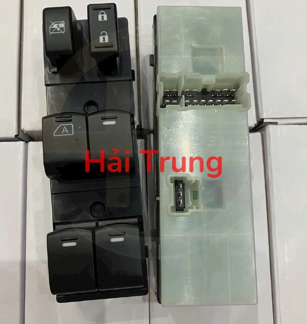 Công tắc kính tổng Nissan Sunny 2010-2014
