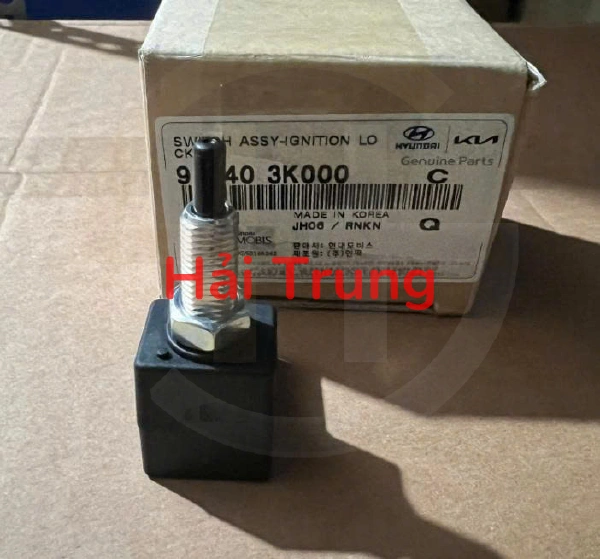 Công tắc chân côn, chân phanh Hyundai I10 Grand 938403K000