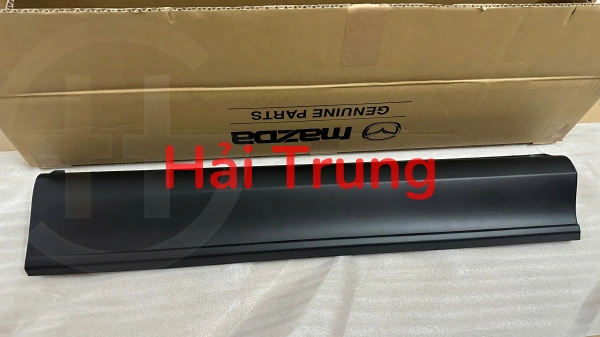 Nẹp cửa sau Mazda CX5 2018-2022 KB7W-51-RD0D