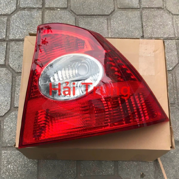 Đèn hậu Ford Focus 2005-2011