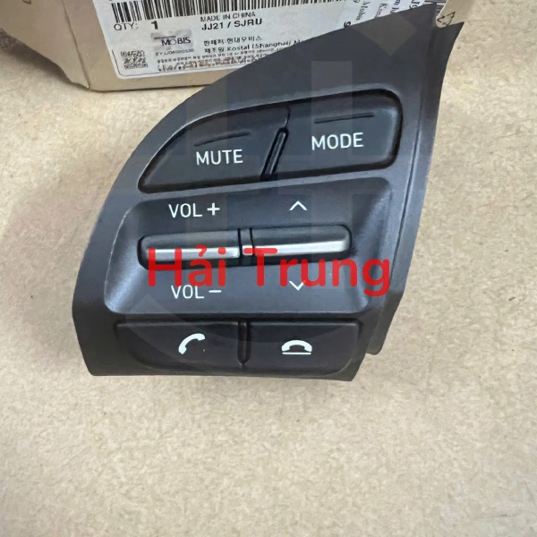 Công tắc điều khiển vô lăng Hyundai Kona 96710J9020TMT