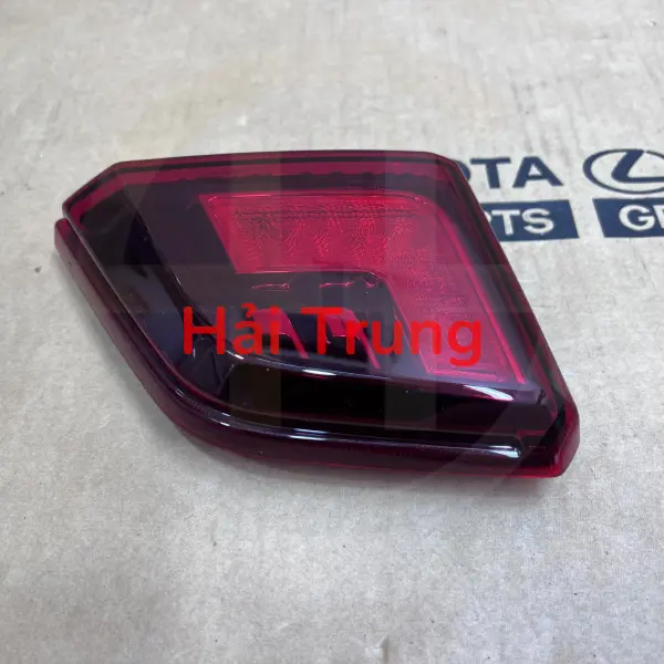 Đèn hậu trong Toyota Wigo 2018-2022 chính hãng 76803-BZ060