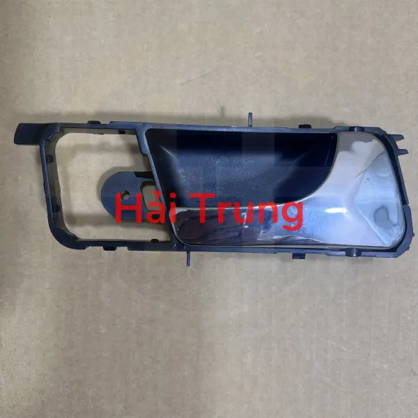 Tay mở cửa trong Daewoo lacetti hàng thường