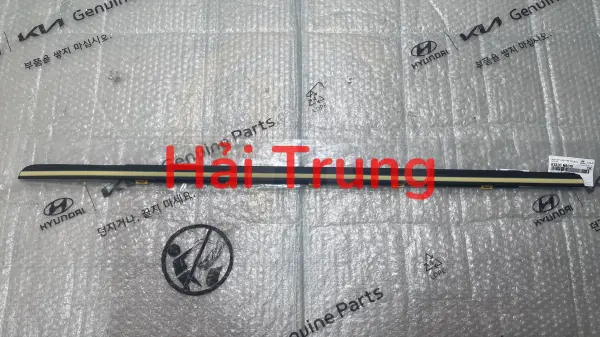 Nẹp chân kính ngoài sau Kia Cerato chính hãng