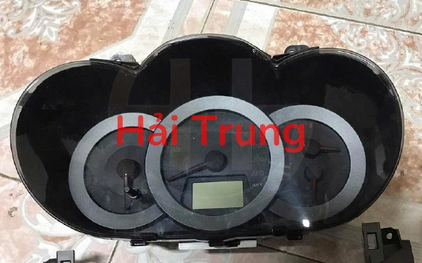 Đồng hồ táp lô Toyota RAV4